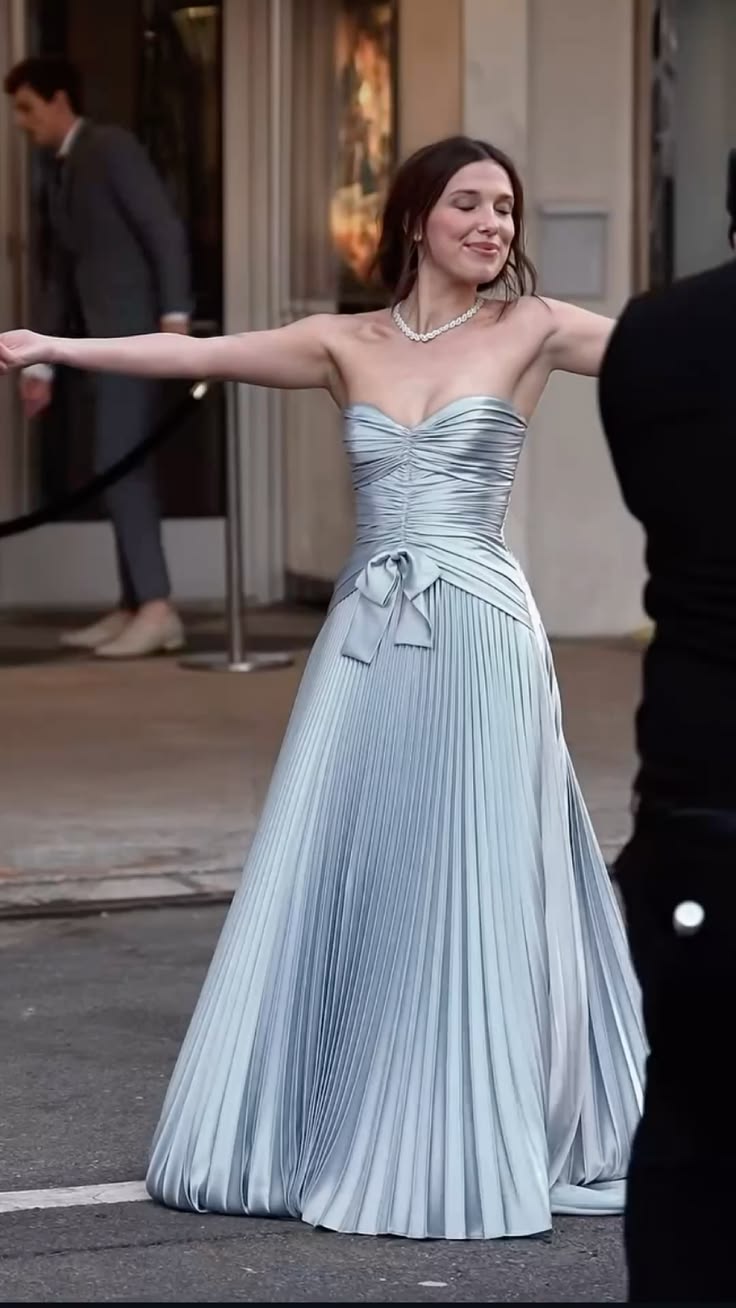Elegant Light Blue A-Line Sweetheart Bow Ruched Satin Dress Prom Dress Evening Dress L415
