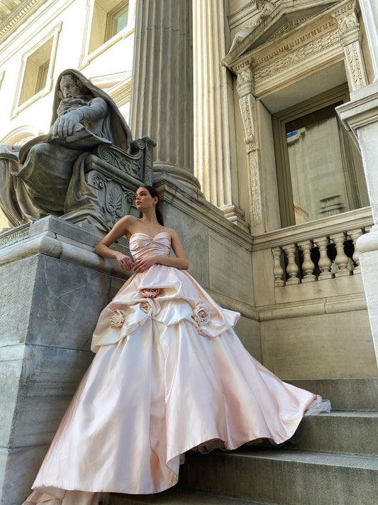 Pretty Champagne Satin Wedding Dress Sweetheart Ball Gown Ruched Floral Ballroom Wedding Dress L426
