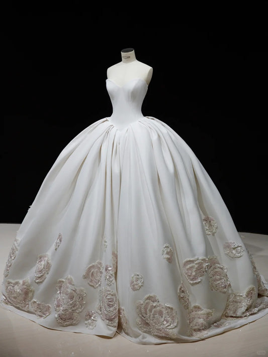 Princess White Ball Gown Sweetheart Appliques Sequins Matte Satin Dress Quinceanera Dress 16 L465
