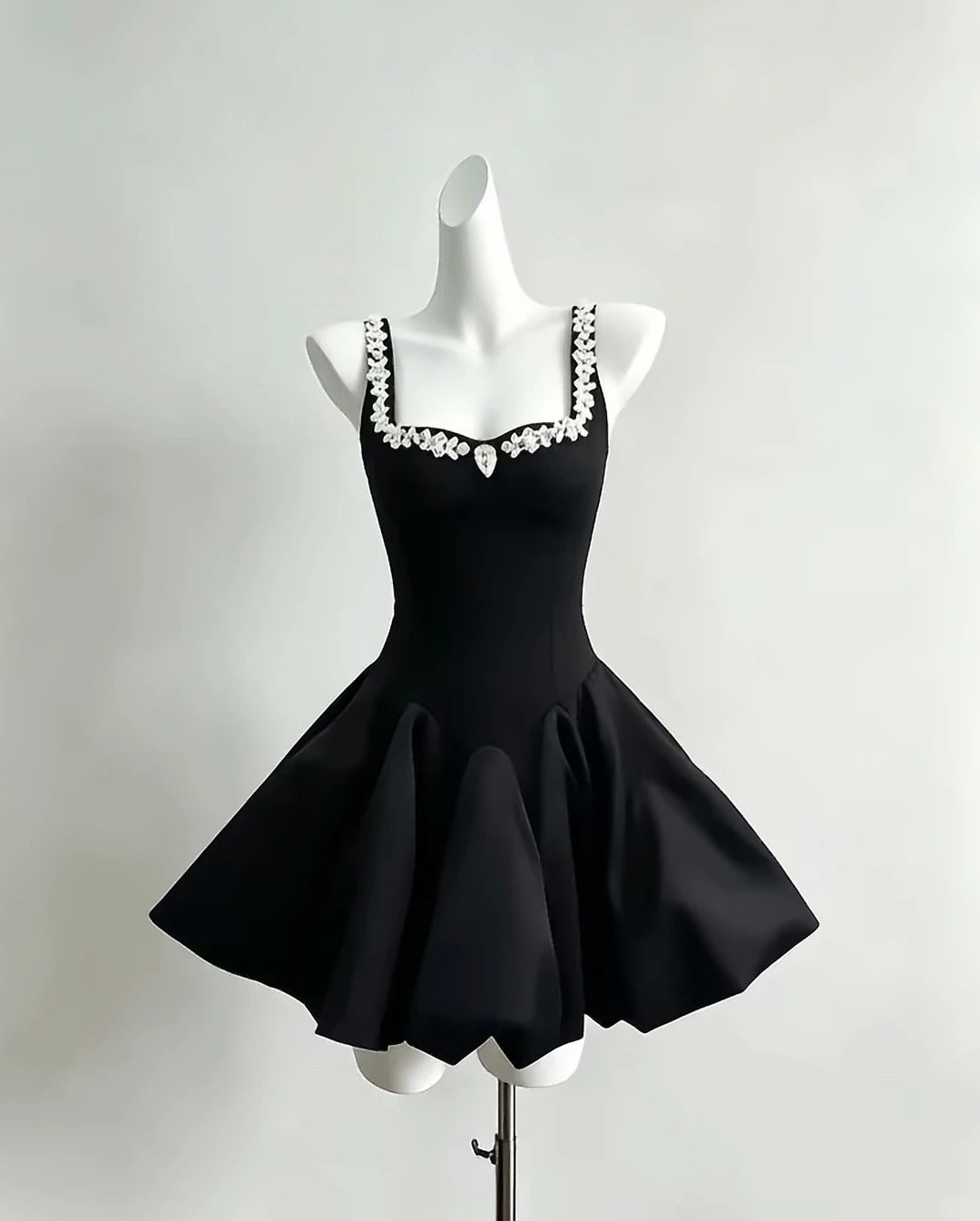 Vintage Black A-Line Spaghetti Straps Rhinestone Heavy Satin Dress Homecoming Party Dress L47