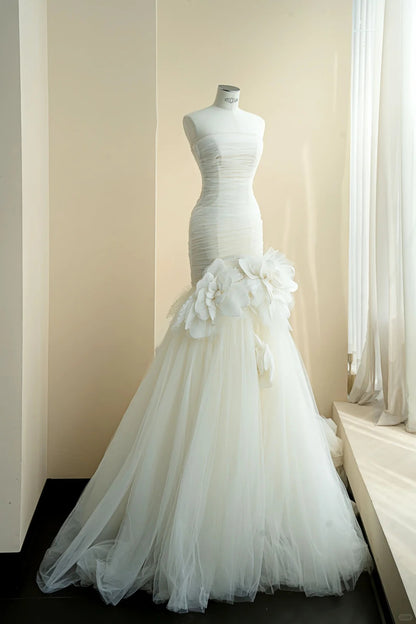 Elegant White Tulle Wedding Dress Strapless Mermaid Handmade Flowers Garden Wedding Dress L478