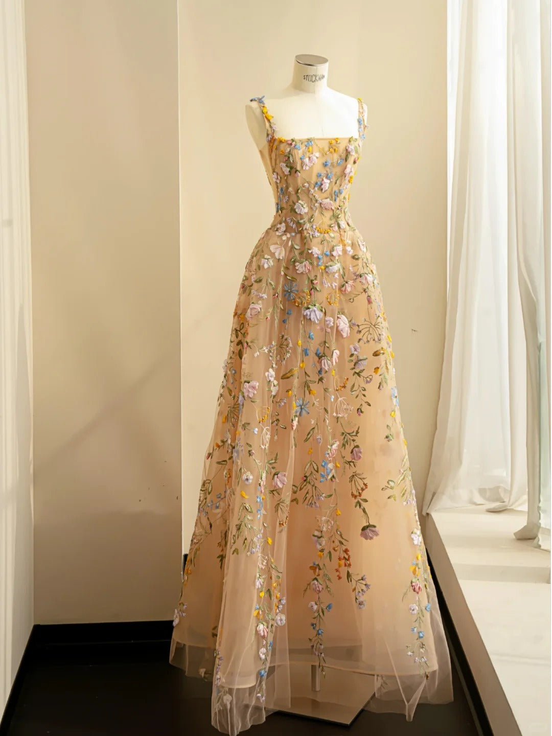Princess Nude A-Line Spaghetti Strap Floral Appliques Tulle Dress Prom Dress Evening Dress L482