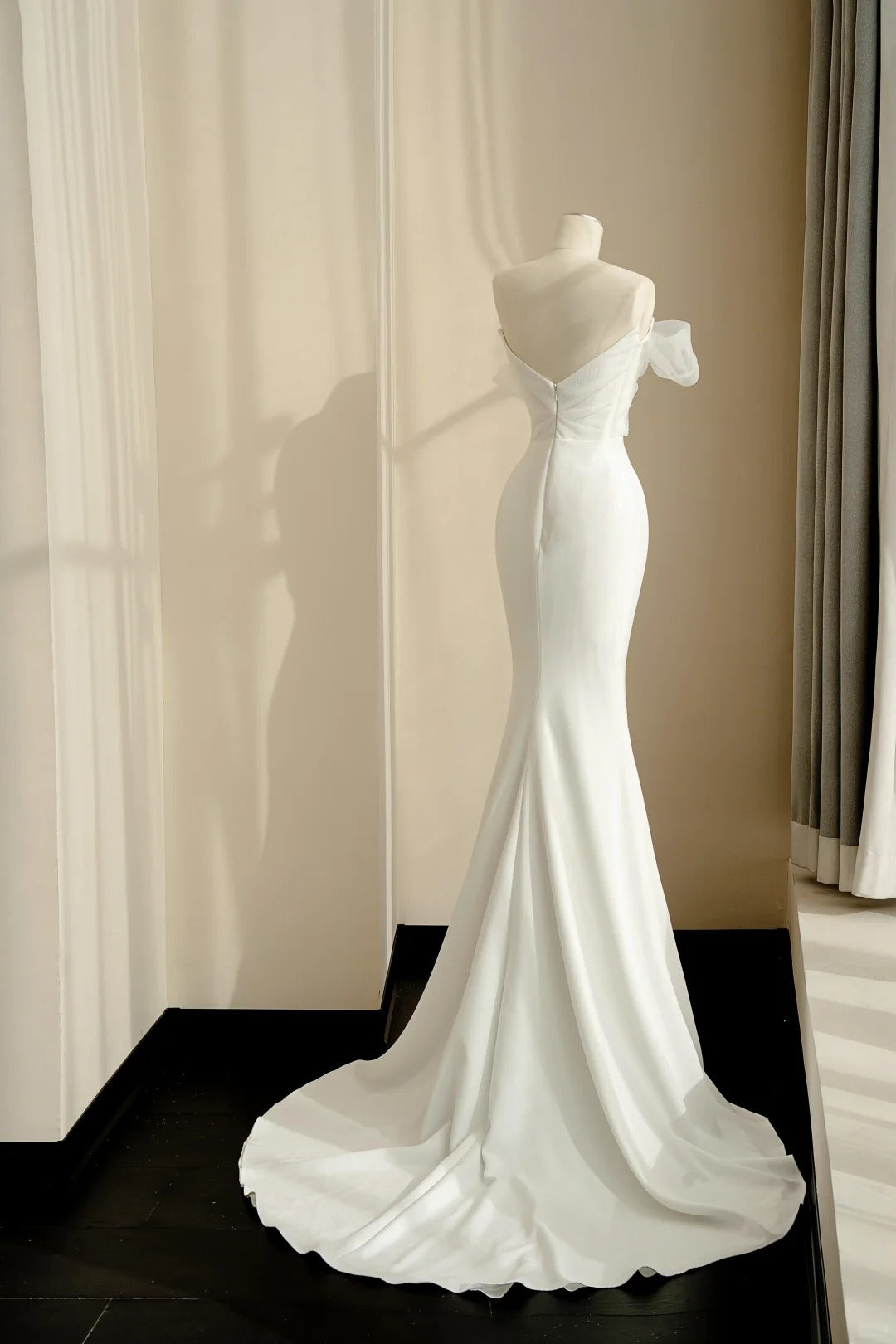 Elegant White Mermaid Sweetheart Bow Matte Satin Dress Prom Dress Evening Dress L490