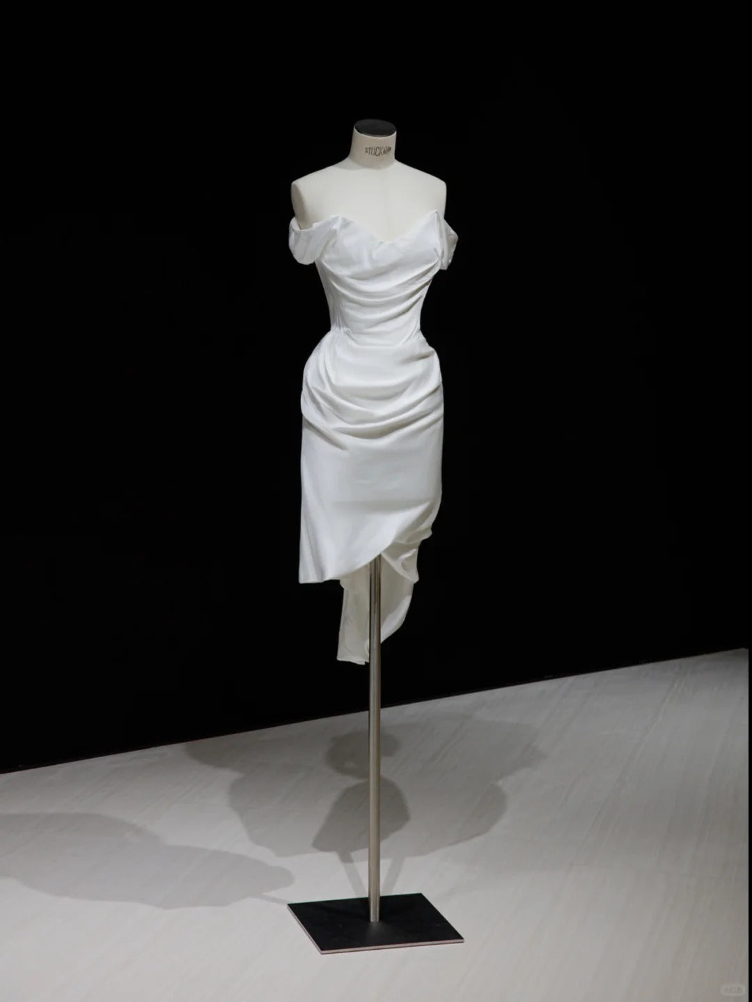 Chic White Sheath Off-The-Shoulder Ruched Train Satin Dress Prom Dress Evening Dress L495