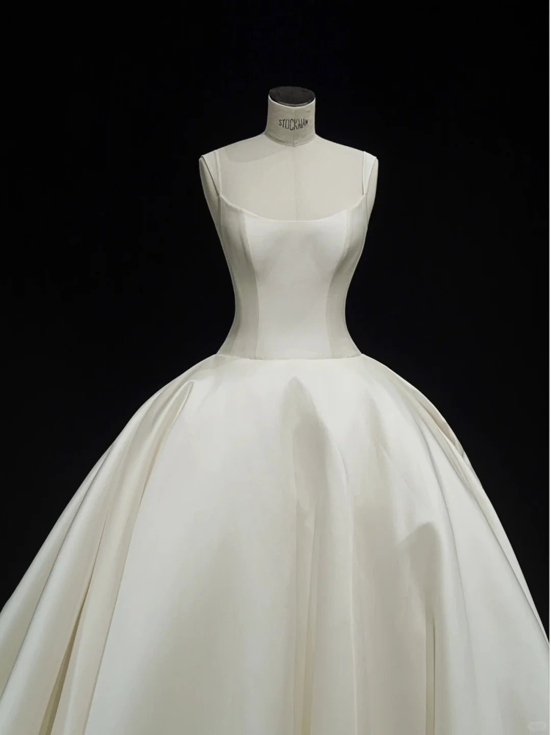 Elegant White Satin Wedding Dress Spaghetti Strap Ball Gown Ruched Church Wedding Dress L504