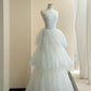 Chic White Tulle Wedding Dress Strapless A-Line Lace Appliques Tiered Ruffled Garden Wedding Dress L505