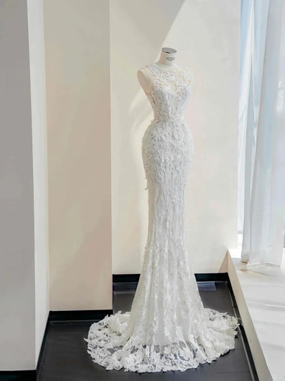 Chic White Tulle Wedding Dress Round Mermaid Floral Appliques Ballroom Wedding Dress L508