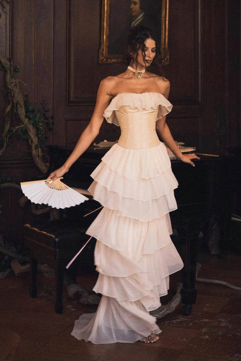 Elegant White A-Line Strapless Tiered Rhffled Chiffon Dress Prom Dress Evening Dress L533