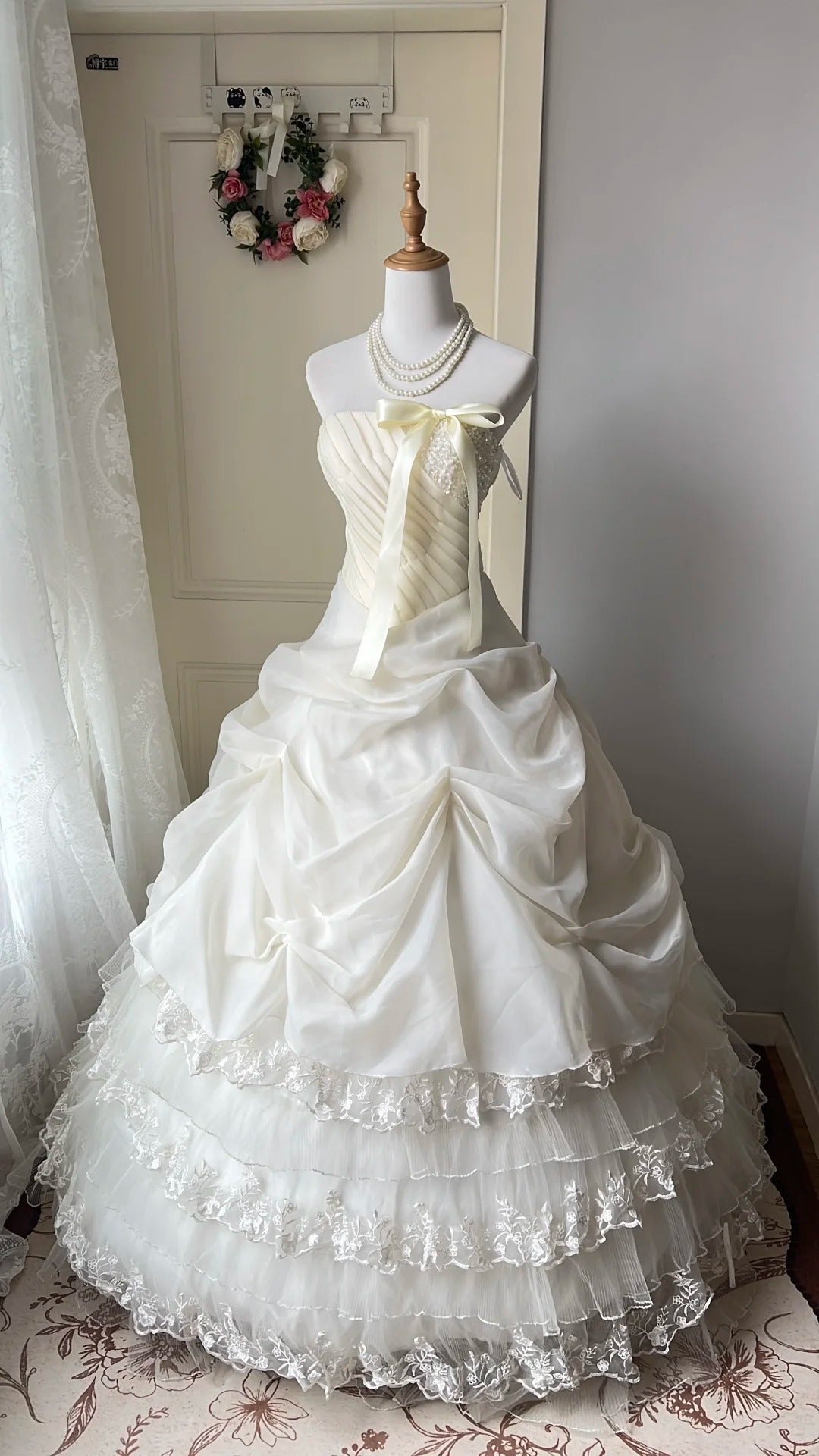 Chic White Ball Gown Strapless Bow Ruched Beaded Tiered Tulle Dress Quinceanera Dress 16 L567