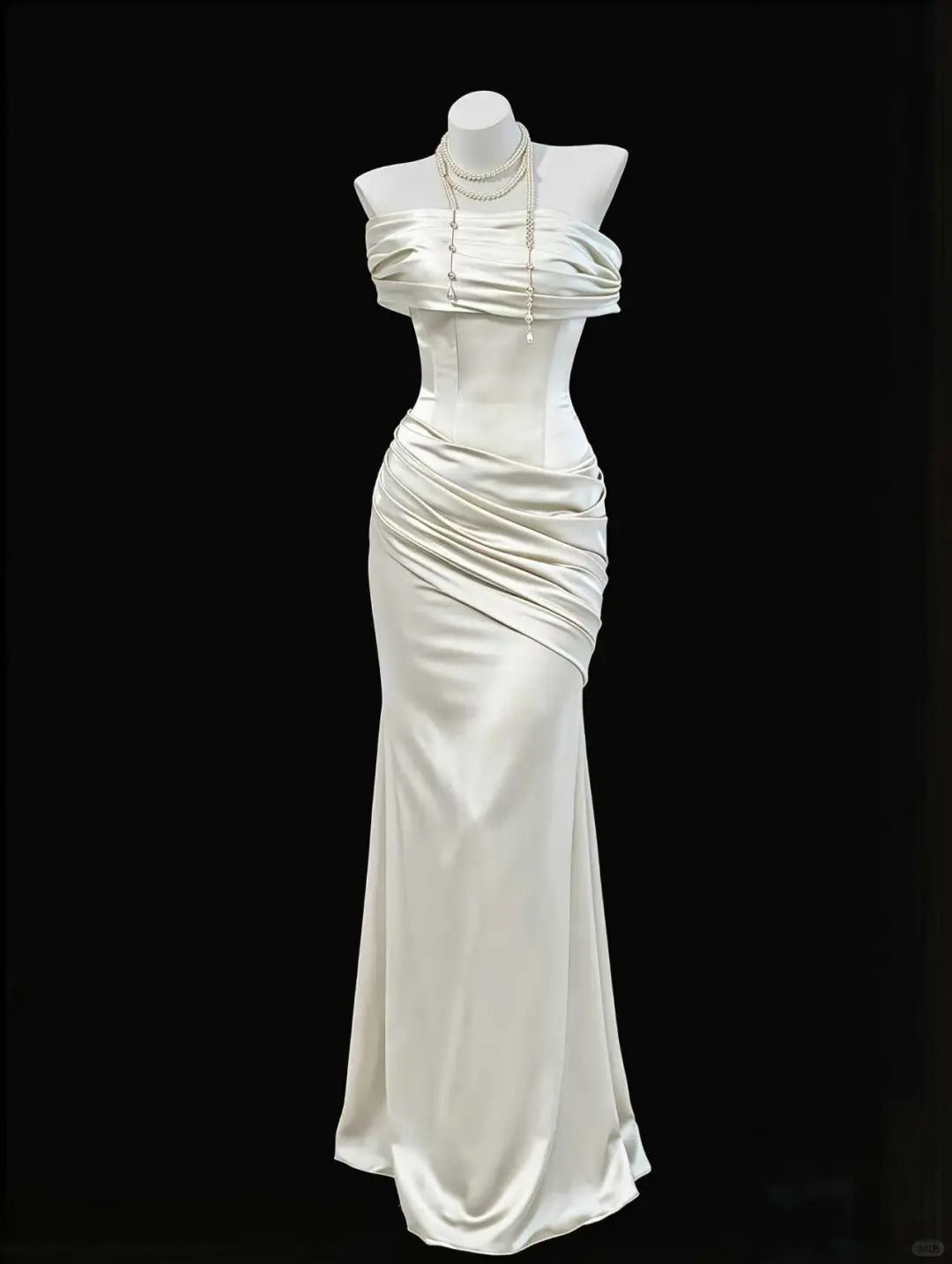 Elegant White Mermaid Off-The-Shoulder Ruched Satin Dress Prom Dress Evening Dress L581