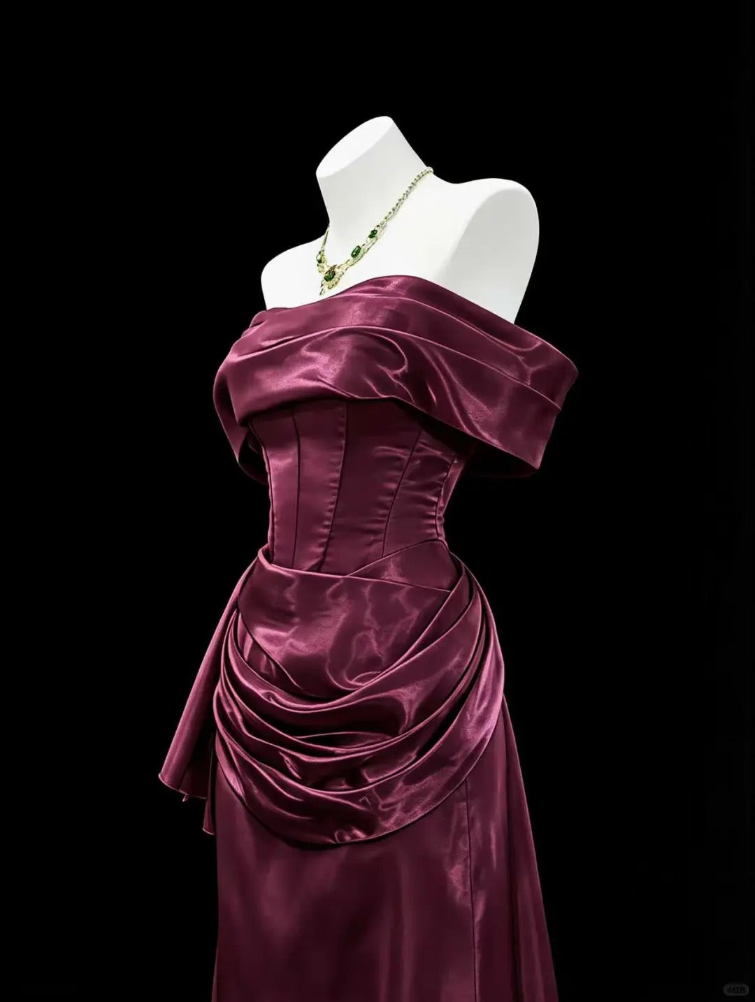 Chic Dark Red A-Line Off-The-Shoulder Ruched Corset Satin Dress Prom Evening Evening Dress L587