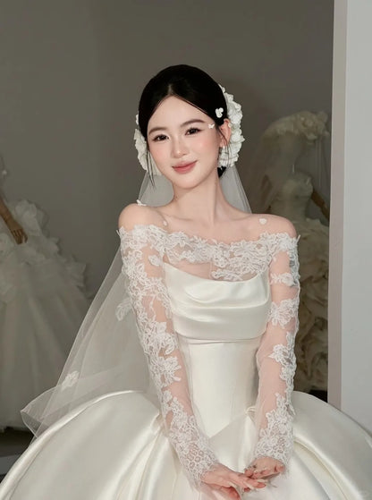Elegant Ivory Satin Strapless Ball Gown Detachable Lace Sleeves Garden Wedding Dress L60