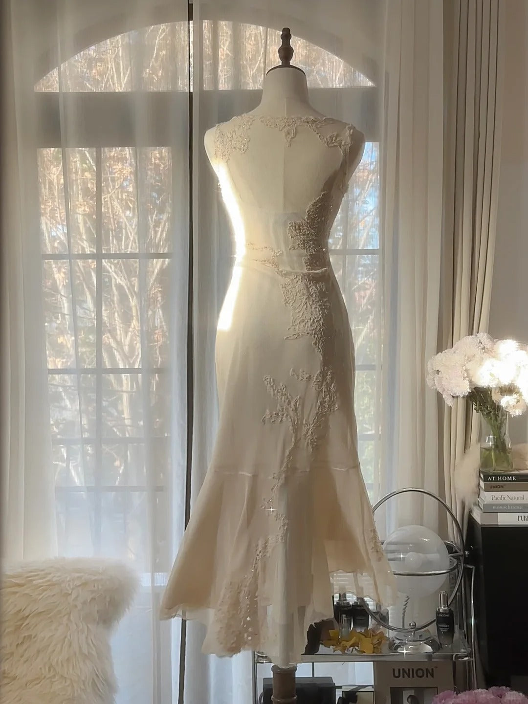 Pretty Ivory Mermaid Dress V-Neck Lace Floral Appliques Tulle Dress Prom Evening Dress L69