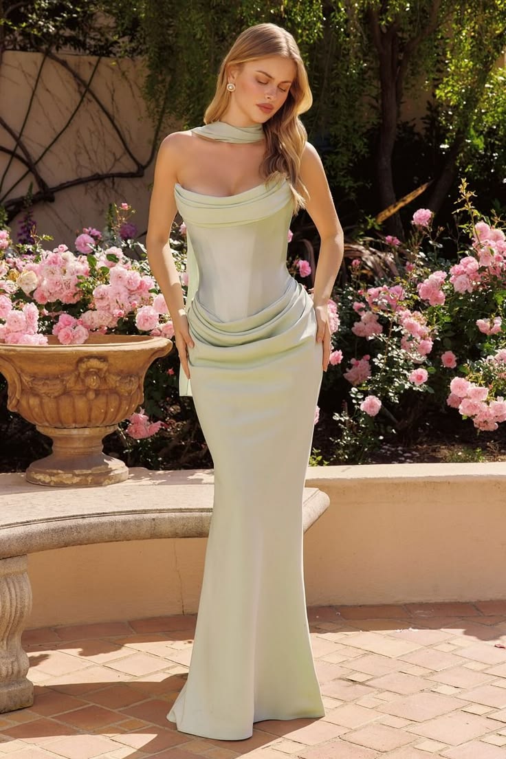 Exquisite Bud Green Satin Strapless Long Sheath Dress Homecoming Dress M017