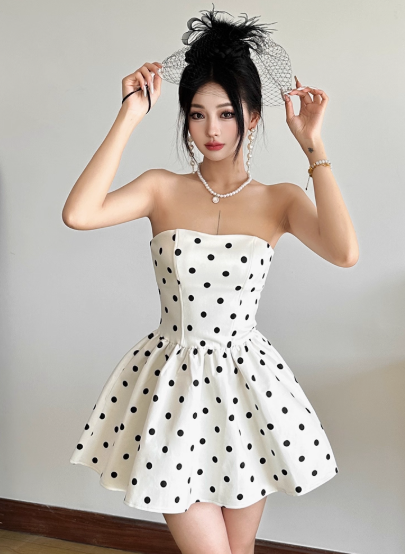 Cute A Line Strapless Polka Dots Pleated Short Dating Dress Summer Dress Party Dress Women Dress with Bowknot D1831