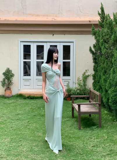 Sexy Seaside Holiday One Shoulder Pleated Lace Niche French Maxi Dress Women Dress Summer Dating Dress   D1847