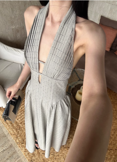 Fashion Suspender V-neck Backless Pleated Polka Dot Maxi dress Women Summer Date Dress   D1852