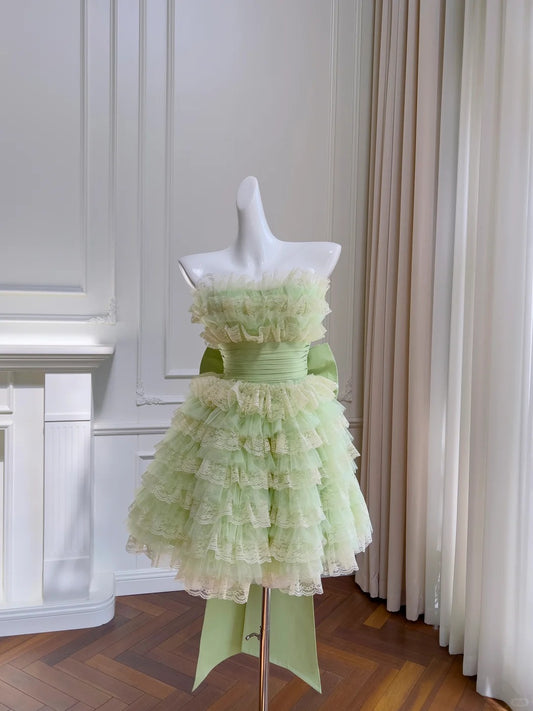 Sweet Strapless Lace Tiered Tulle Pleated Quinceanera Dress Short Prom Dress Homecoming Dress with Bowknot D1866