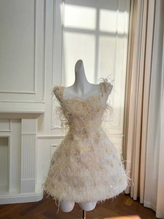 Pretty A Line Square Neckline Feather Beaded Sequins Flower Sweet 16 Skirt Party Dress Homecoming Dress D1872
