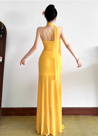 Seaside Halter Pleated Backless Tulle Island Long Skirt Women Summer Dress Date Dress   D1893