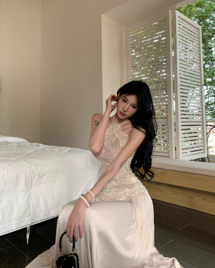 Elegant Halter Lace Pleated Long Skirt Women Summer Vacation Seaside Date Dress D1954