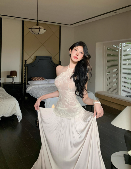 Elegant Halter Lace Pleated Long Skirt Women Summer Vacation Seaside Date Dress D1954