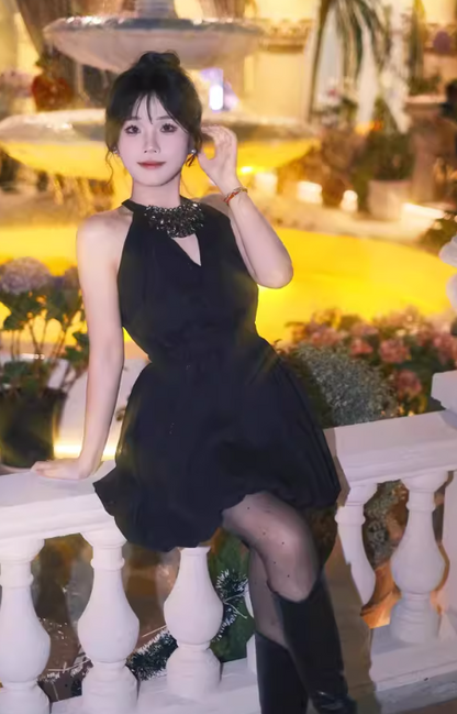 Shiny A Line Halter Crystal Black Pleated Casual Short Party Dress Women Summer Date Dress D1958