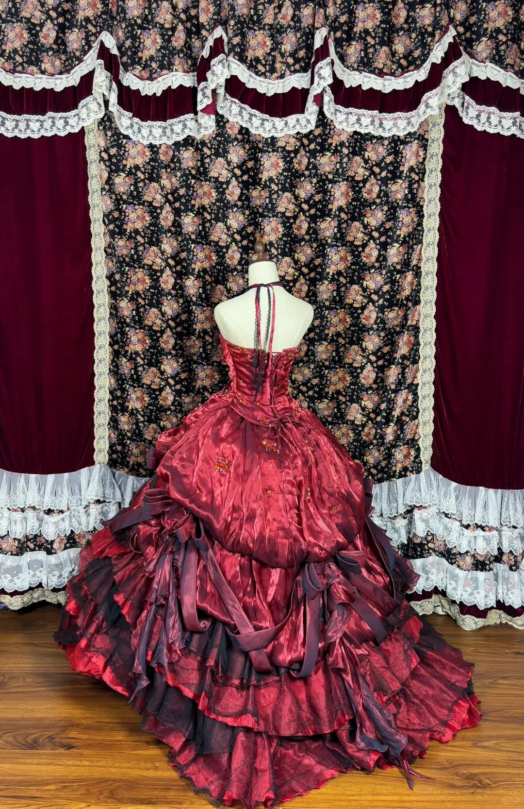 Gorgeous Strapless Flower Crystal Pleated Tiered Ball Gown Birthday Quinceanera Dress Prom Dress Evening Dress D1987