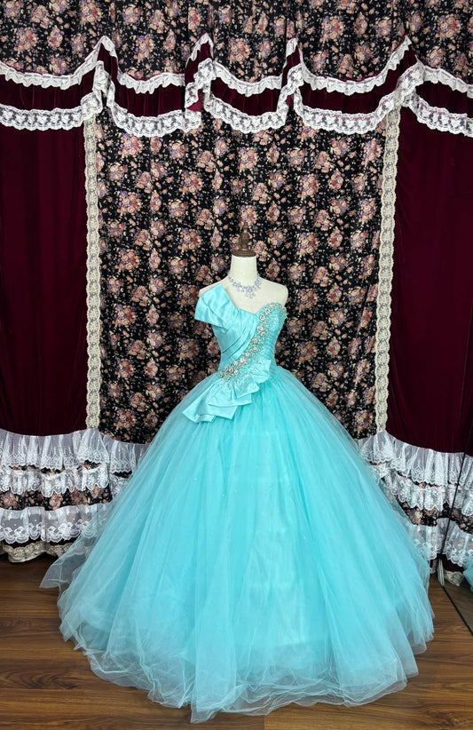 Gorgeous Asymmetrical Neck Crystal Beaded Pleated Rhinestone Tulle  Ball Gown Prom Dress Birthday Quinceanera Dress Evening Dress D2008