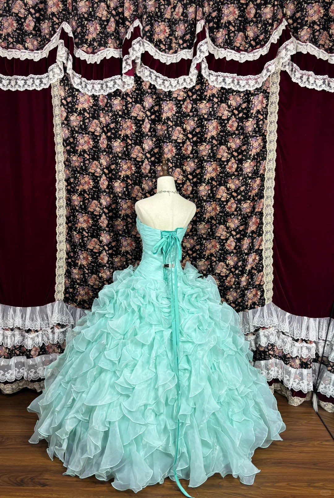 Cute Strapless Crystal Beading Pleated Ruffle Ball Gown Prom Dress Quinceanera Evening Dance D2010