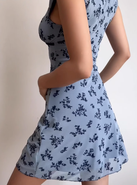 Cute V-neck Print Fitted Short Tulle Skirt Women Dress Summer Date Dress  D2054