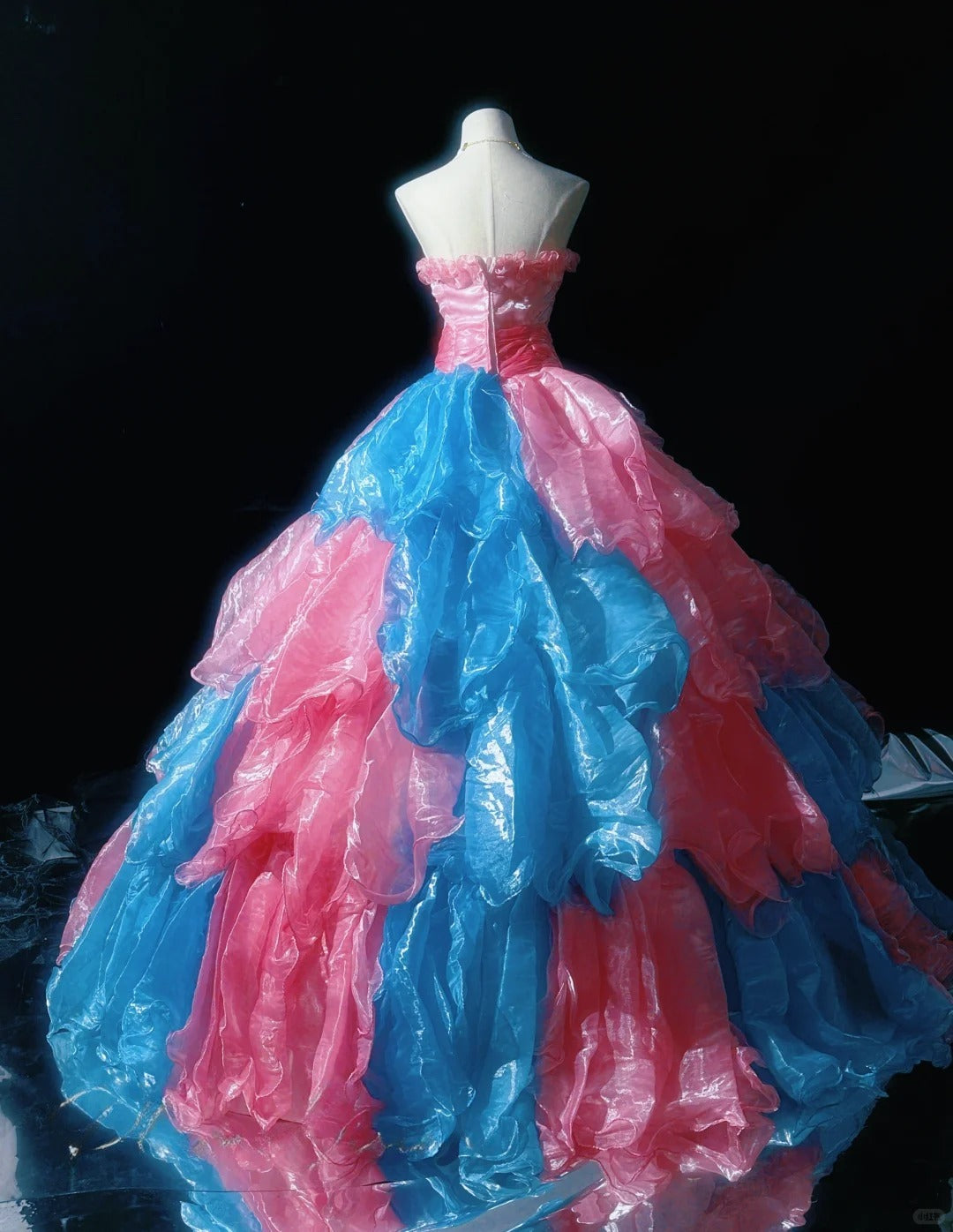 Sweet Strapless Ruffle Appliqies Flower Tiered Pleated Ball Gown Prom Dress Quinceanera Dress Evening Dress D2069