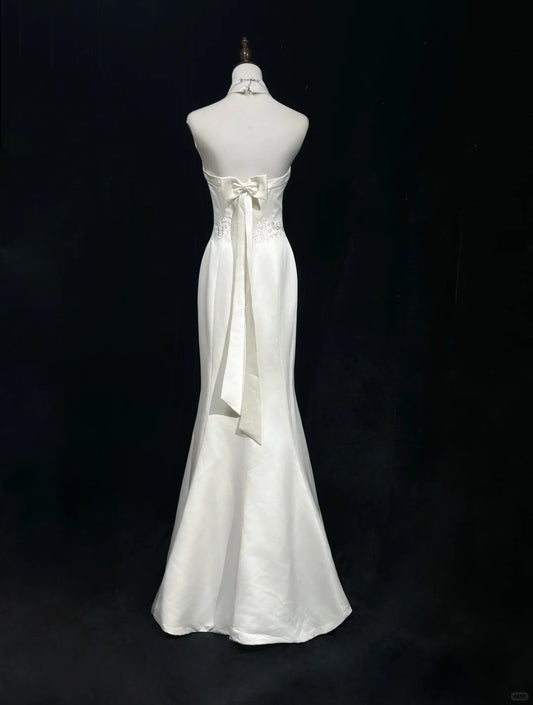 Beauty Halter Embroidered Floor Length Prom Wedding Dress Evening Dress Party Dress   D2126