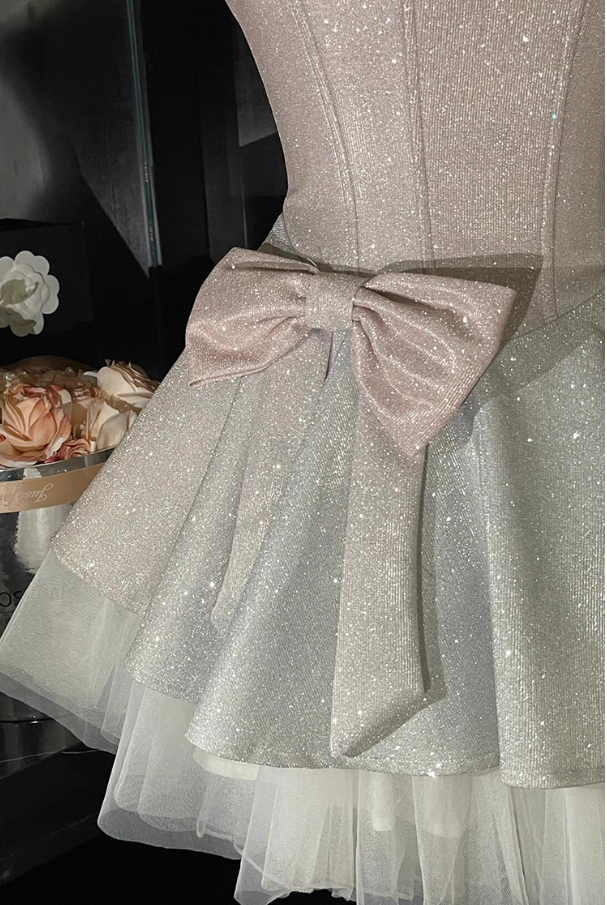 Shiny Spaghetti Straps Crystal Pleated Tiered Tulle Short Prom Dress Back to School Outfits Homecoming Dress Sweet 16 Dress Princess Dress  D2192
