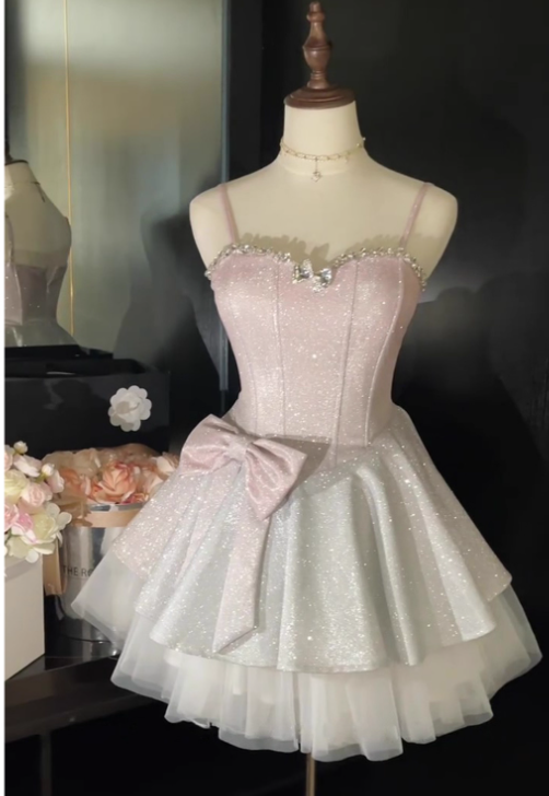 Shiny Spaghetti Straps Crystal Pleated Tiered Tulle Short Prom Dress Back to School Outfits Homecoming Dress Sweet 16 Dress Princess Dress  D2192