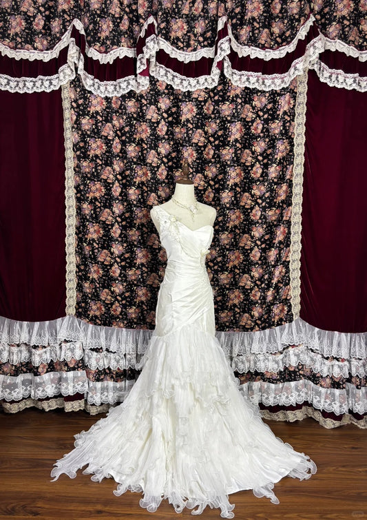 Elegant Asymmetrical Shoulder Pleated Flower Floor Length Prom Dress Evening Dress Wedding Dress     D2226