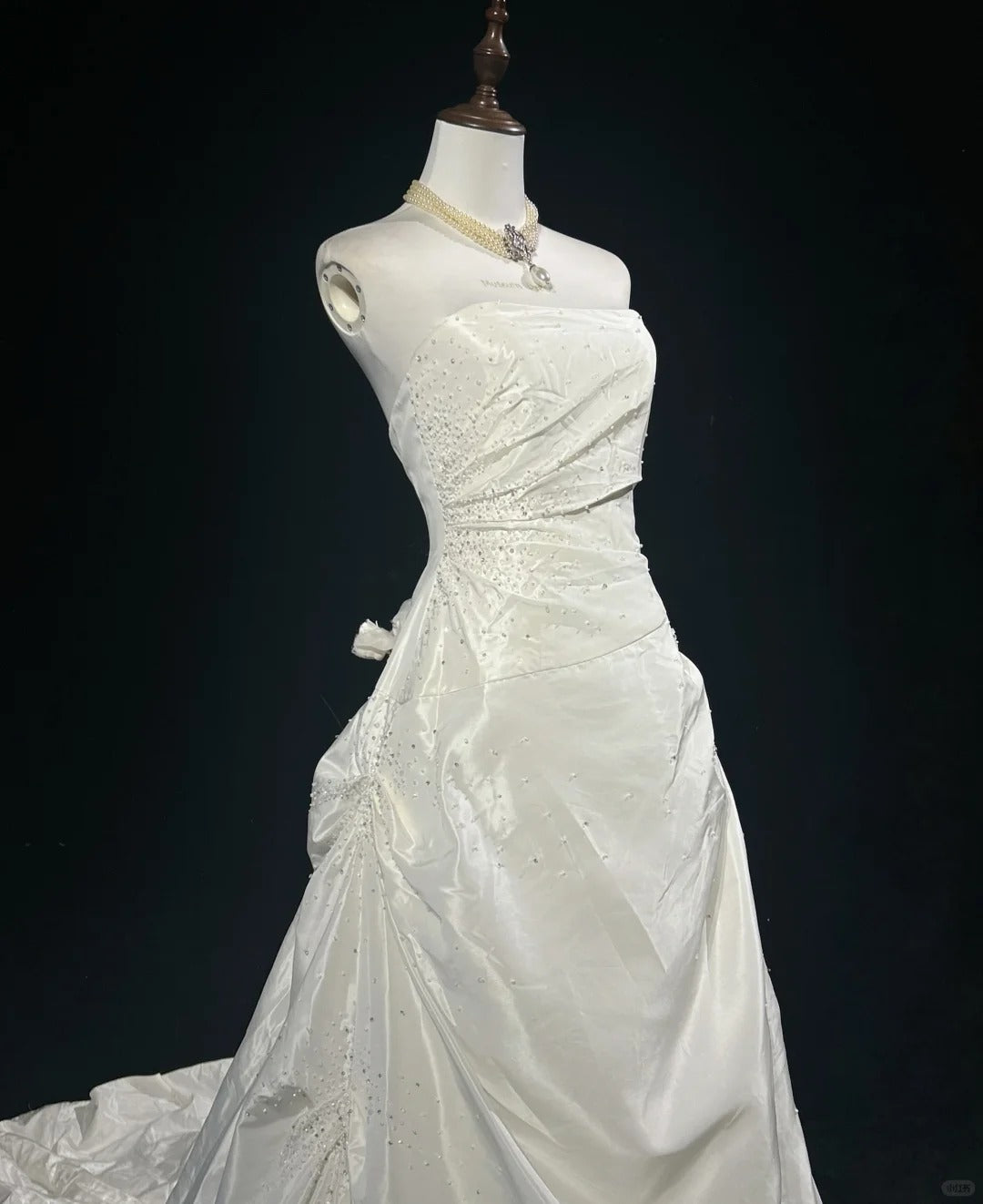 Elegant Prom Dress Strapless Beading Pleated Wedding Dress Evening Dress Customized Dress D2258