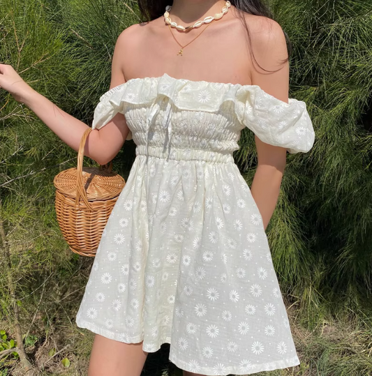Beauty Women Dress Off the Shoulder Ruffle Summer Vacation Seaside Dress Teenage Girl Date Dress  D2266