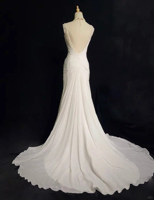 Elegant Prom Dress White Pleated Crystal Prom Gown Evening Dress Gala Dress Business Dinner Dress   D2347