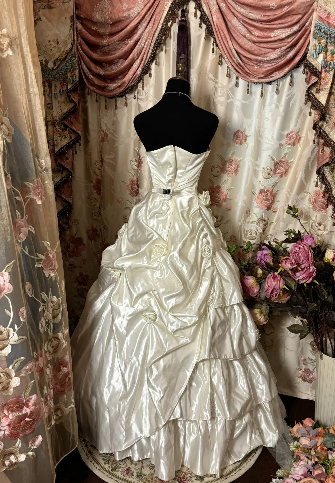 Elegant Wedding Dress Strapless Pleated Prom Dress Evening Dress Birthday Party Dress Wedding Dress  D2395