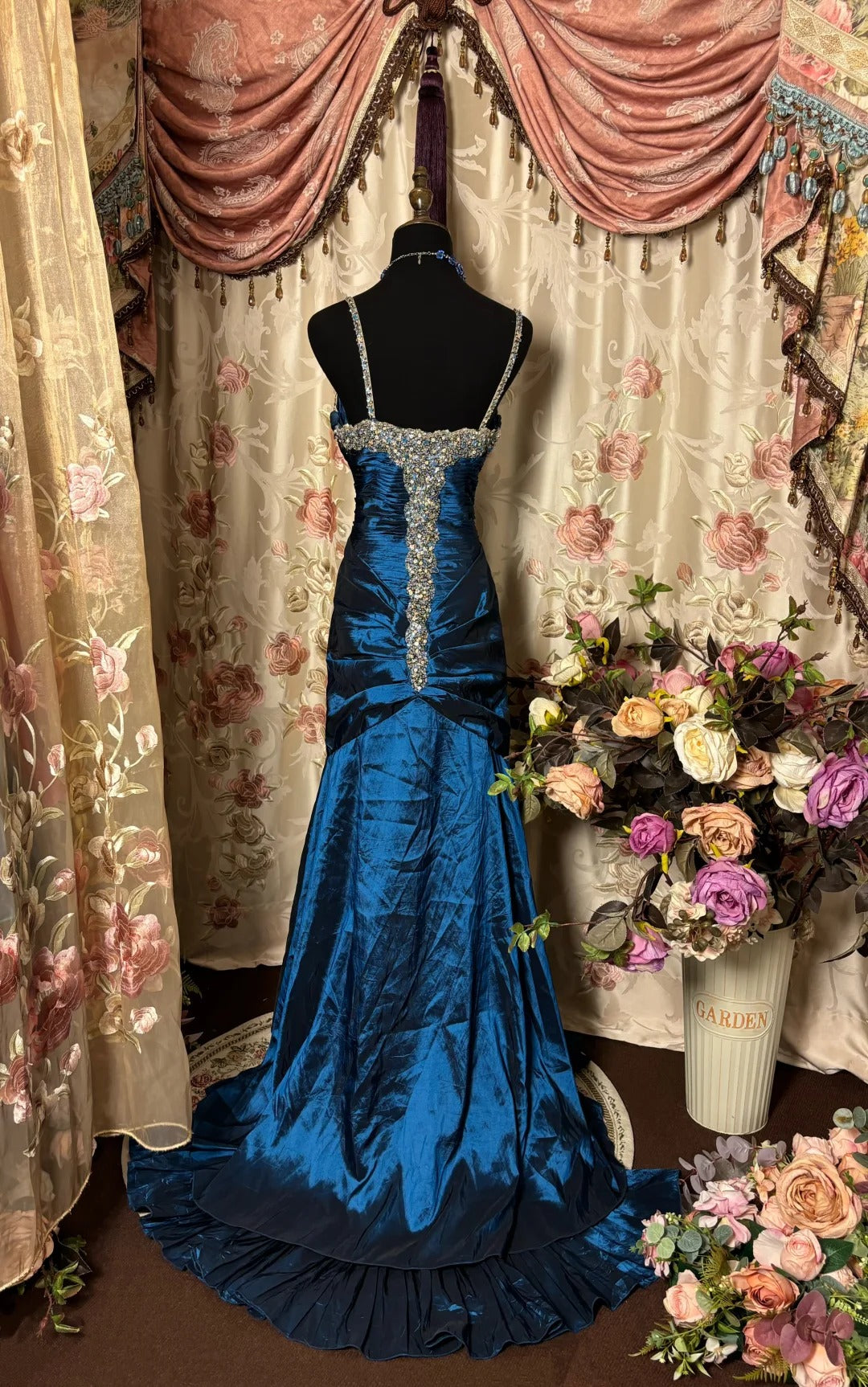 Superbe robe de bal à bretelles spaghetti, longue robe de soirée plissée, robe de gala, robe de dîner d'affaires D2407