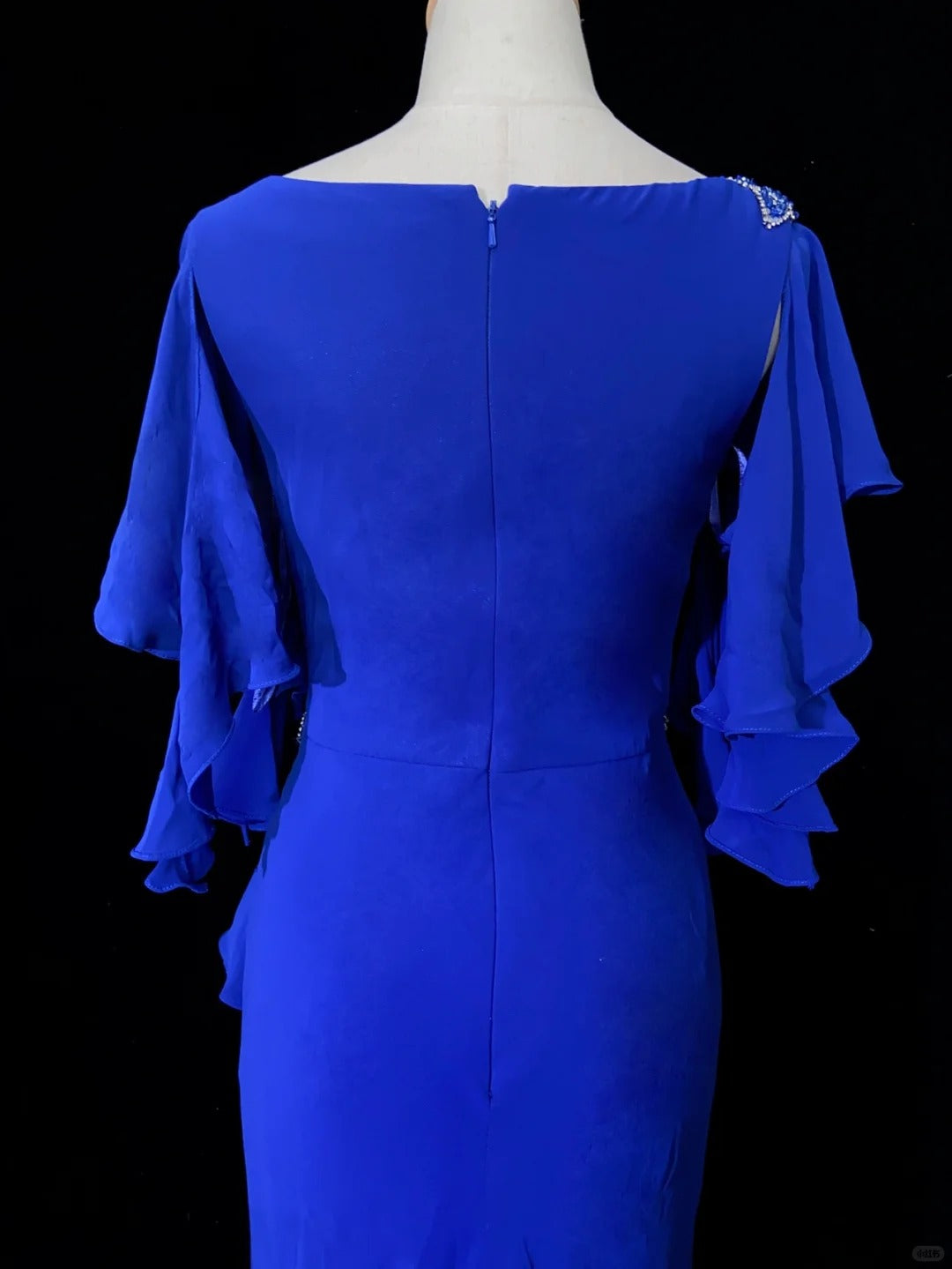 Robe de bal élégante, col ras du cou, ourlet asymétrique, robe de soirée, robe de gala, robe de dîner d'affaires D2418