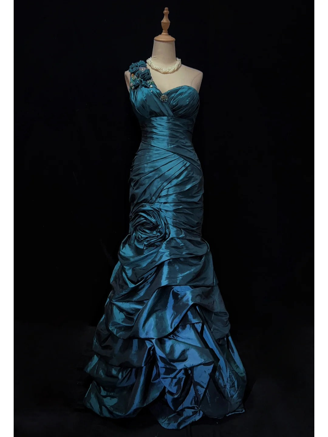 Superbe robe de bal asymétrique plissée à fleurs, robe de soirée, robe de gala, robe de dîner d'affaires D2432