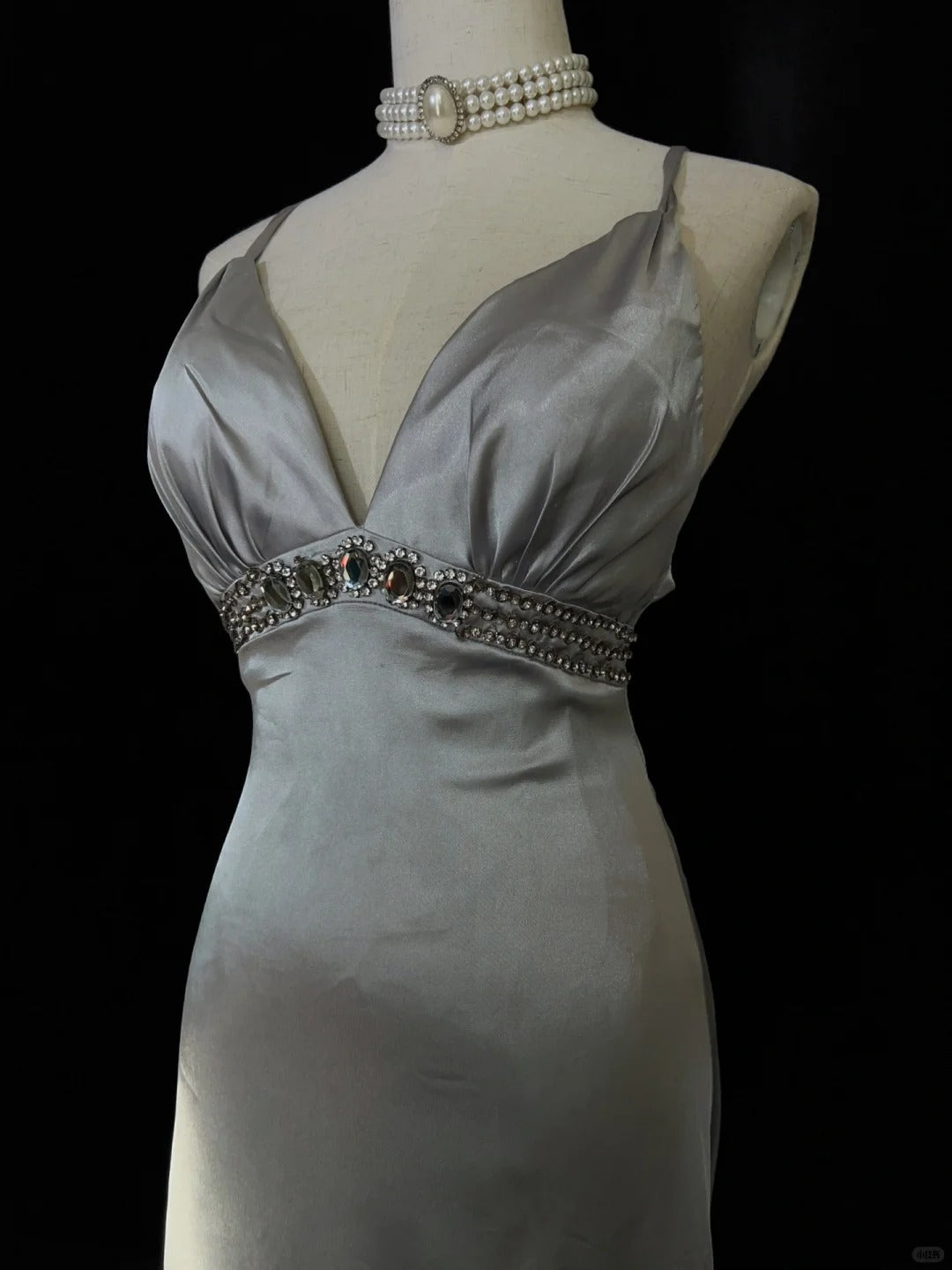 Robe de bal élégante à bretelles spaghetti, robe de bal, robe de gala, robe de soirée, robe de dîner d'affaires D2453