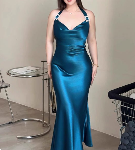 Elegantes Ballkleid Neckholder Ballkleid Abendkleid Partykleid Galakleid D2499