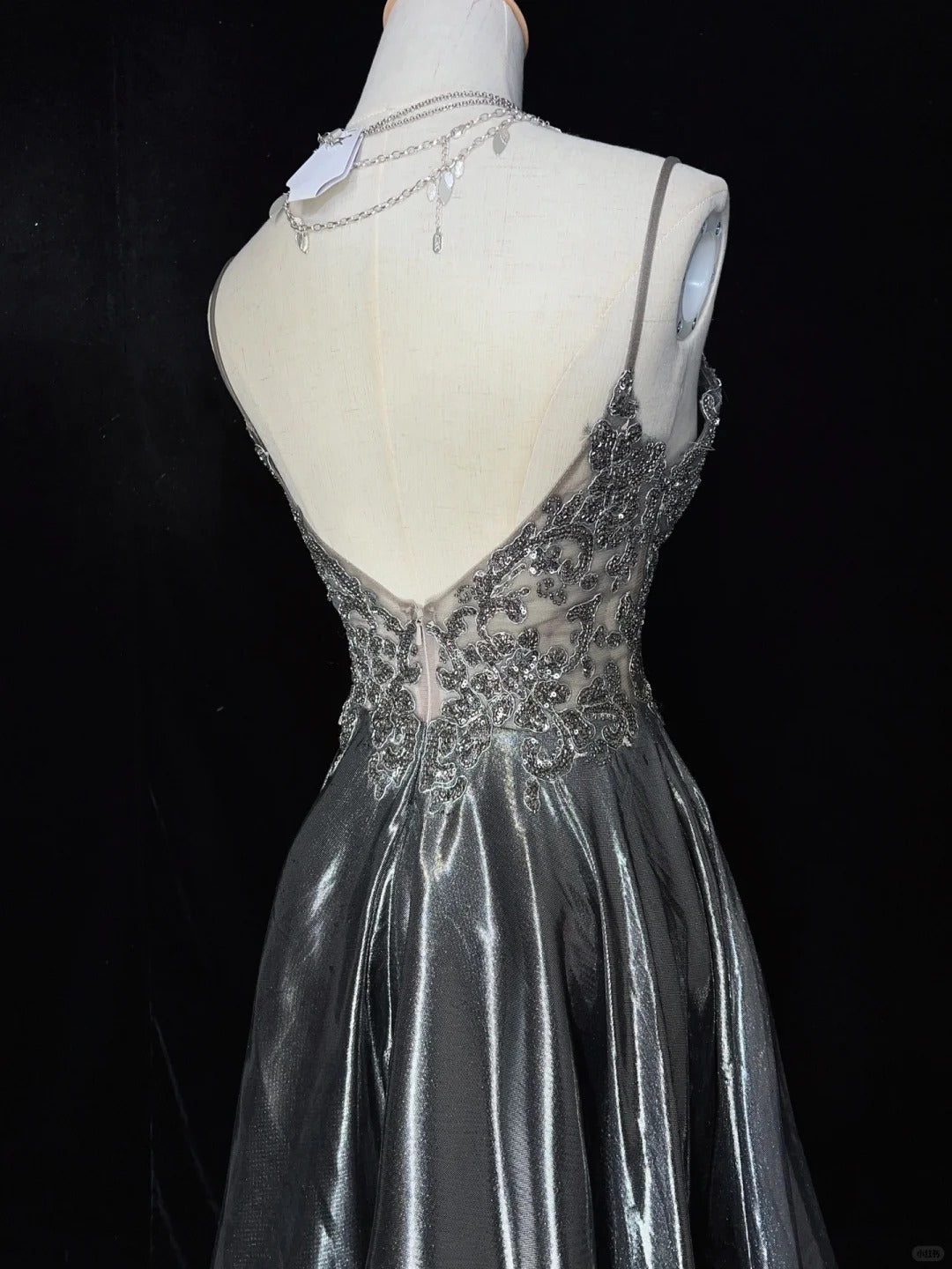 Shiny Homecoming Dress Spaghetti Straps Short Prom Gown Cocktail Dress Backe to School Outfits   D2513
