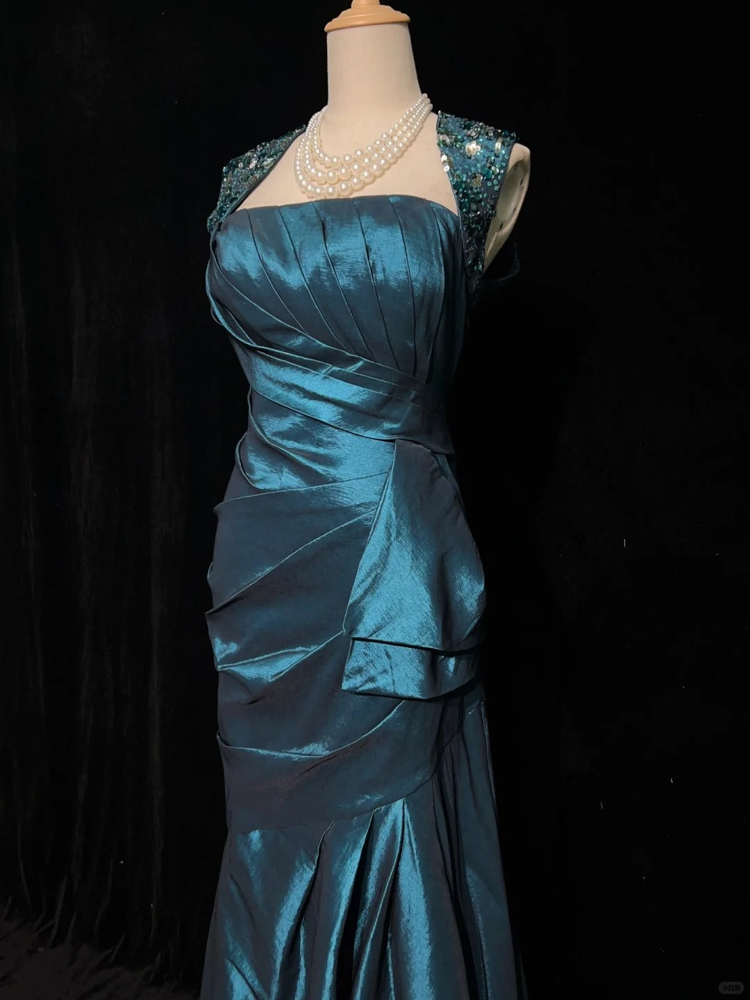 Robe de bal élégante dos nu plissée style sirène, robe de soirée, robe de gala D2561