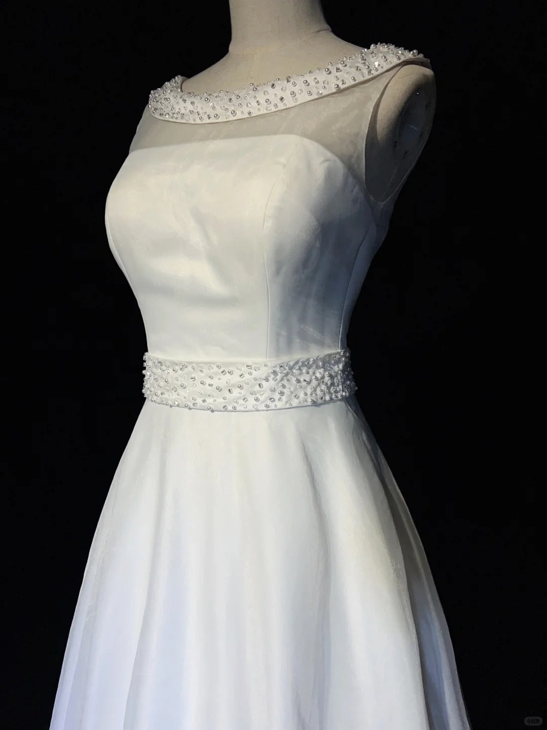 Charmante robe de bal trapèze à col ras du cou et perles, robe de soirée, robe de gala D2564