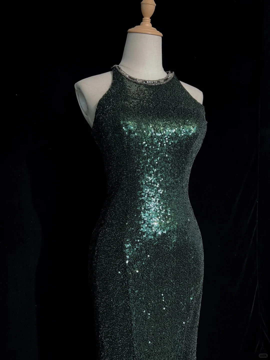 Shiny Prom Dress Crew Neck Sequins Slit Prom Dress Birthday Party Dress Evening Dresses     D2594