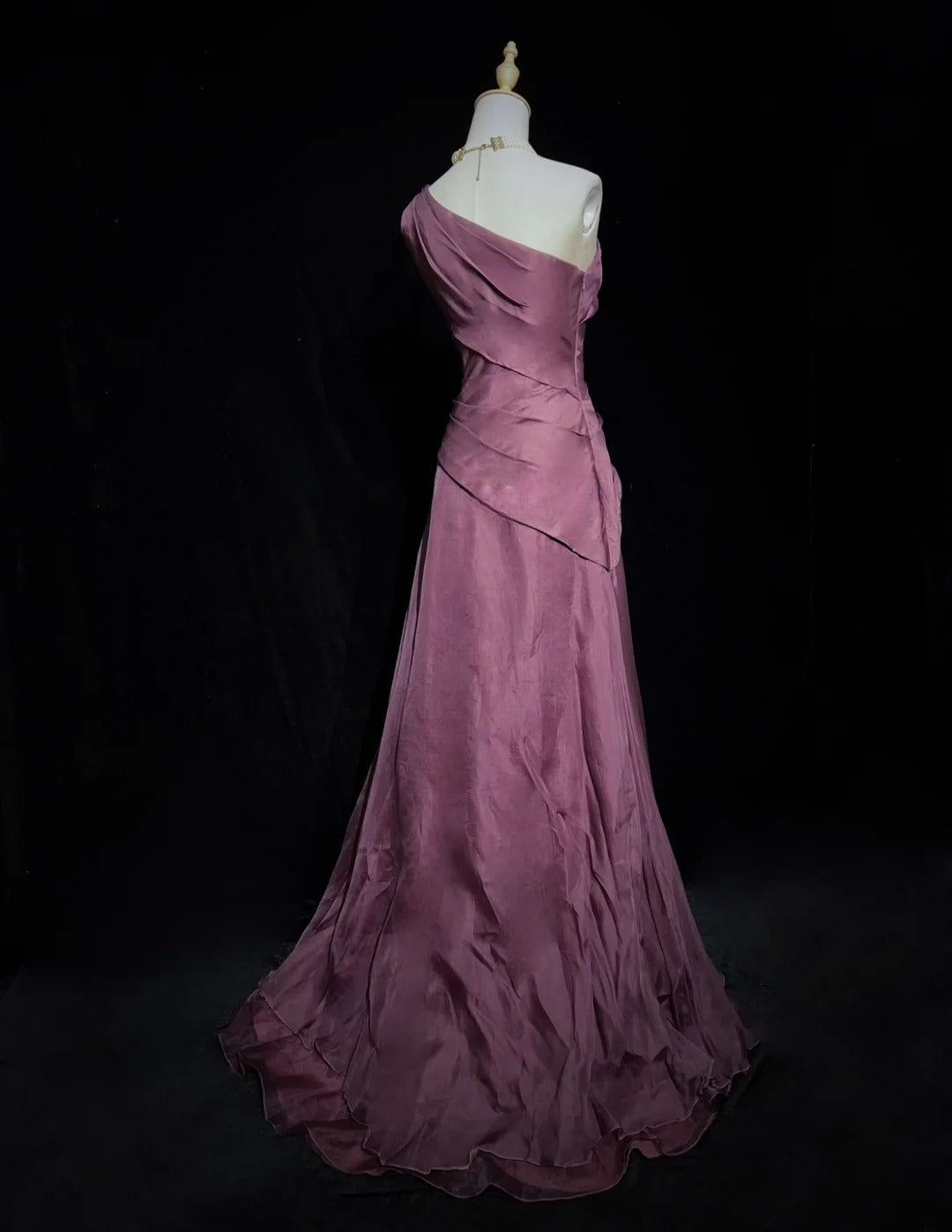 Charmante robe de bal trapèze à col asymétrique et plissée, robe de gala, robe de soirée D2601